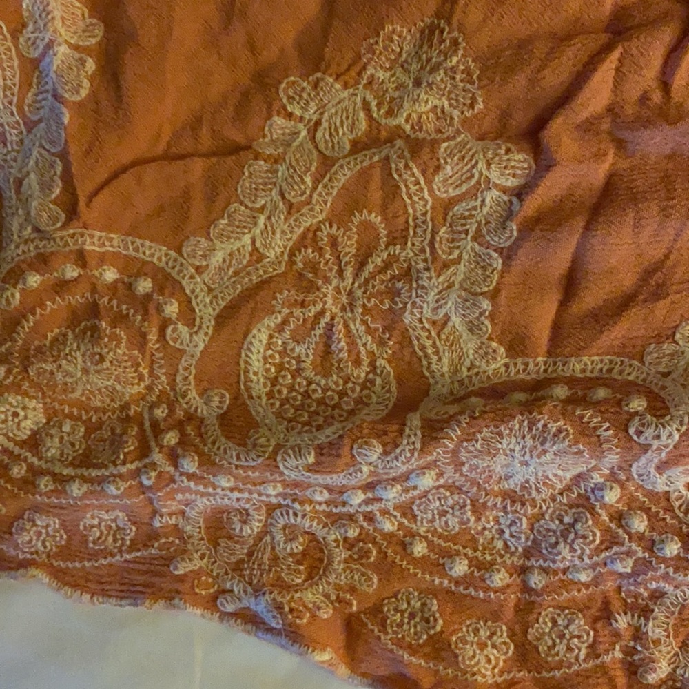 Crop top - Picture 3 of 5